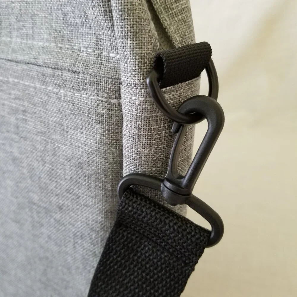 NEW/Never Used! Lightweight Laptop Computer Case w/Padded Divider, Luggage Strap